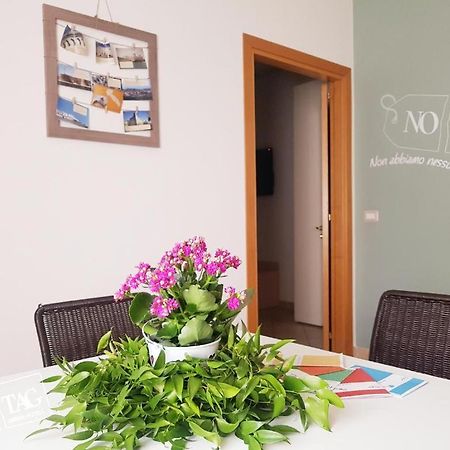 Colonna Rooms & Apartment Trani Kültér fotó